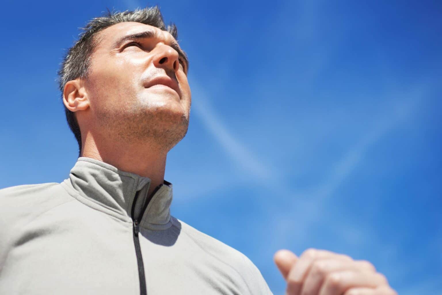 How to overcome negative thoughts and build confidence for marathon success