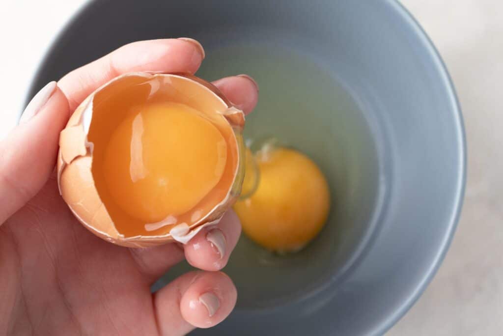 Three easy egg-based recipes for runners cracked egg